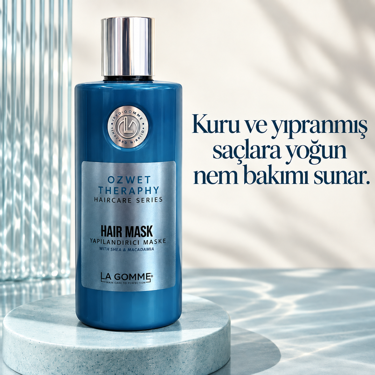 Oz Wet Therapy — Maske — Kuru ve yıpranmış saçlara yoğun nem bakımı sunar.